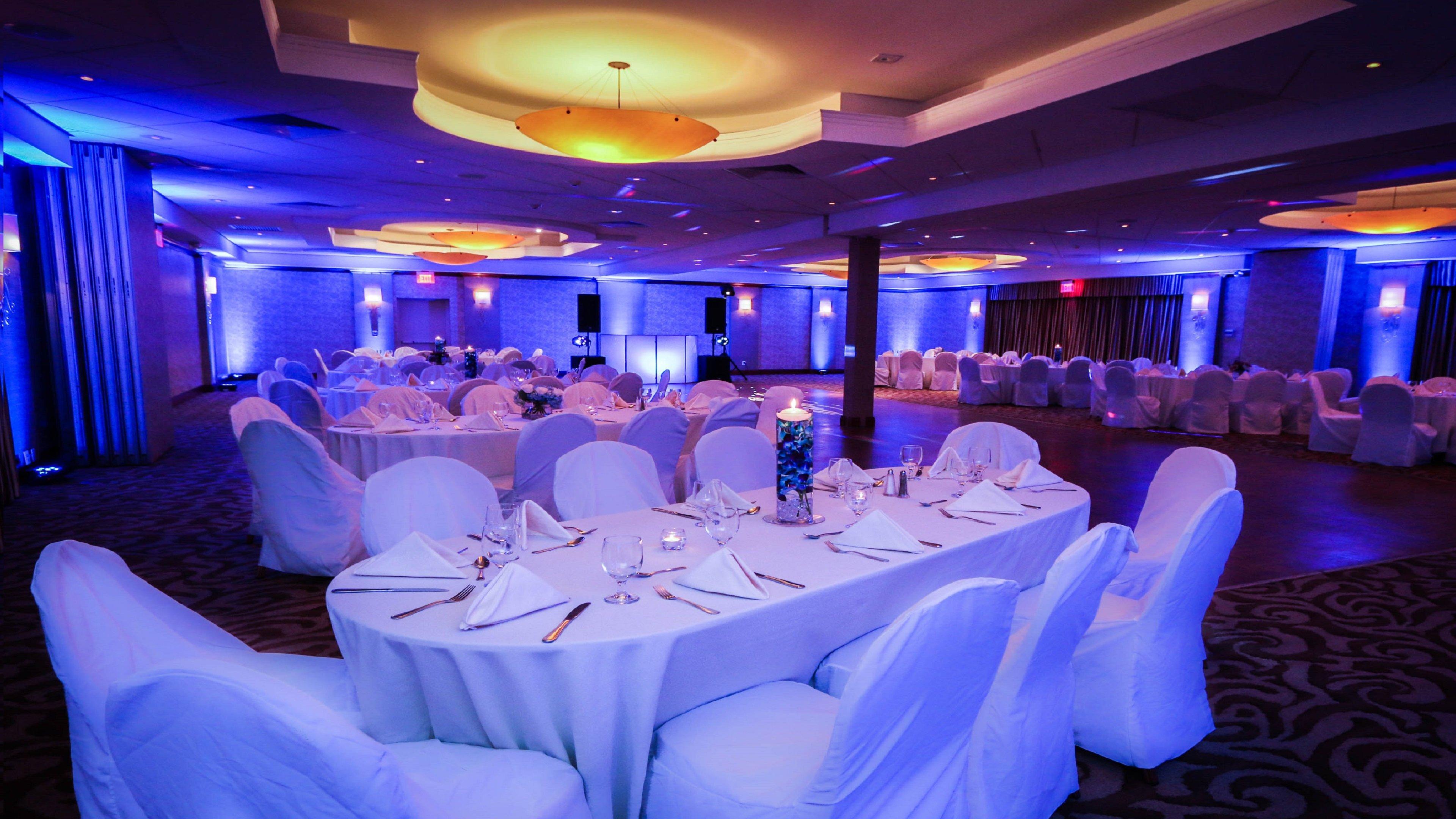 Holiday Inn Plainview-Long Island By Ihg Zewnętrze zdjęcie