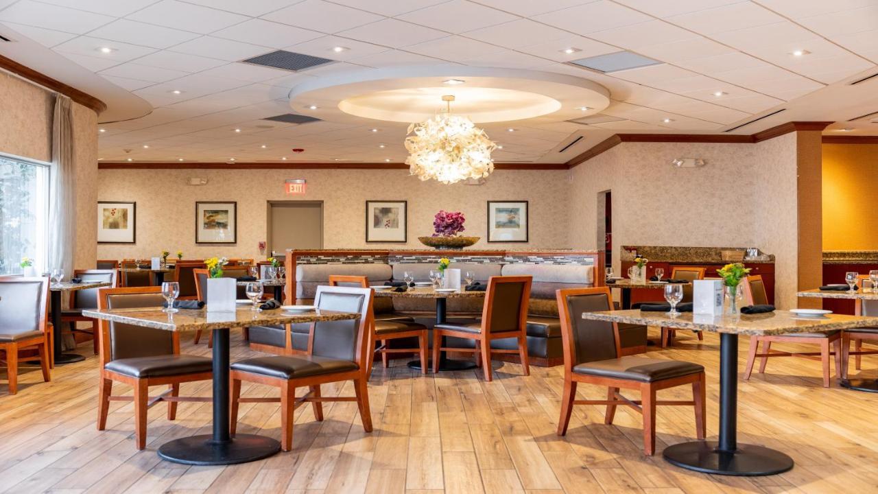 Holiday Inn Plainview-Long Island By Ihg Zewnętrze zdjęcie