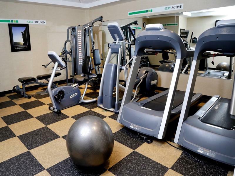 Holiday Inn Plainview-Long Island By Ihg Zewnętrze zdjęcie